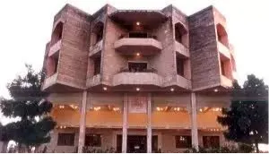 Hotel Surbhi Palace